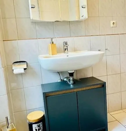 Appartement Calevas Bnb2 *